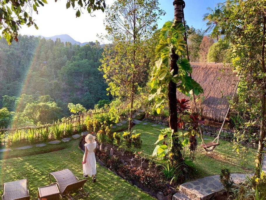Eco Hut By Valley And 7 Waterfalls Ambengan Экстерьер фото